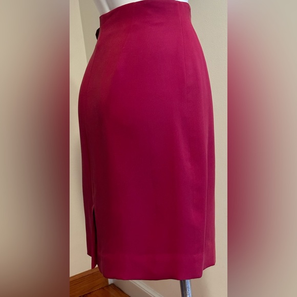 Jones New York Red Wine Knee Length Skirt Zipper On Side l Small Back Slit SZ 14 - Picture 4 of 11